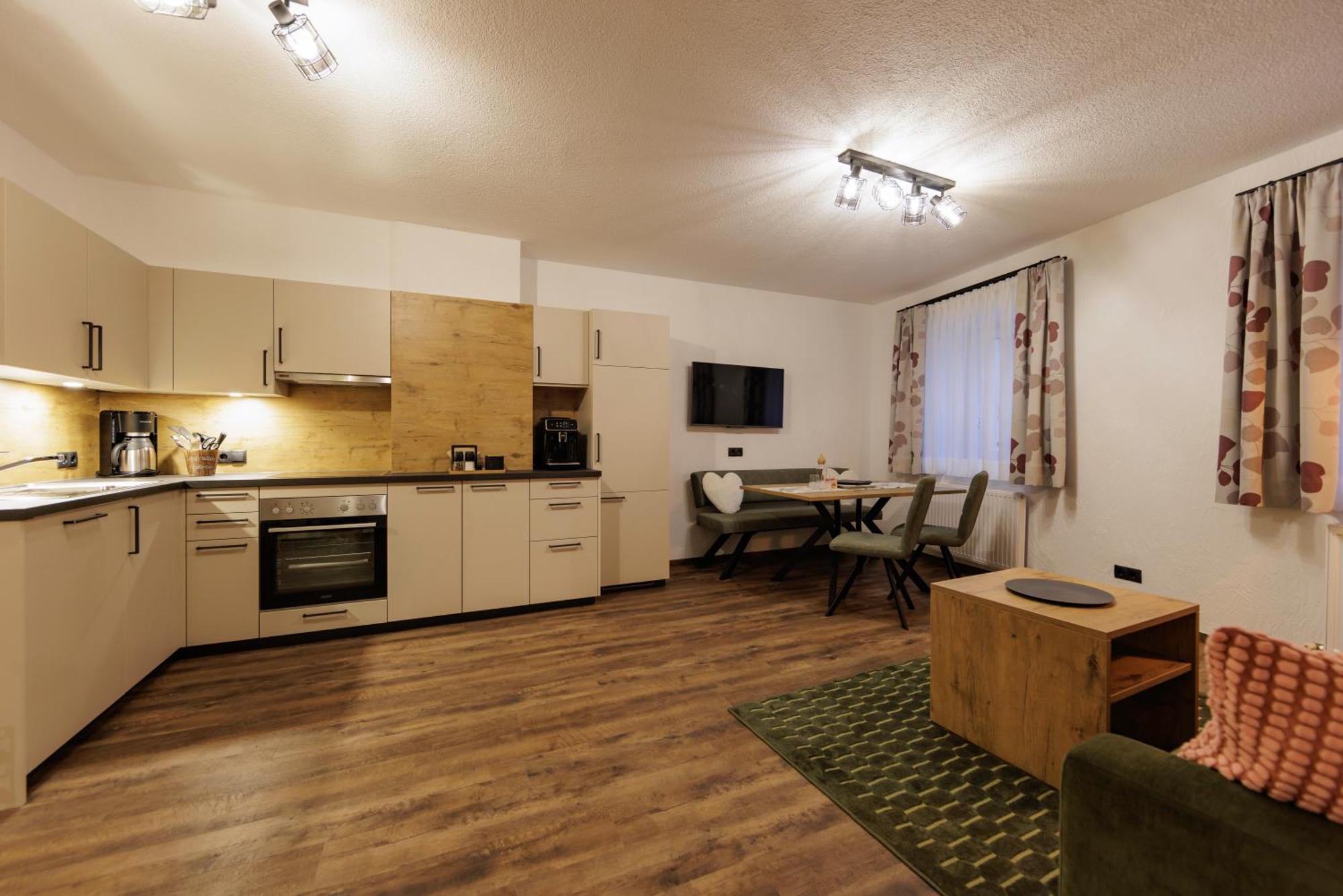 Apartmenthaus Goldeck Ried im Oberinntal Zewnętrze zdjęcie
