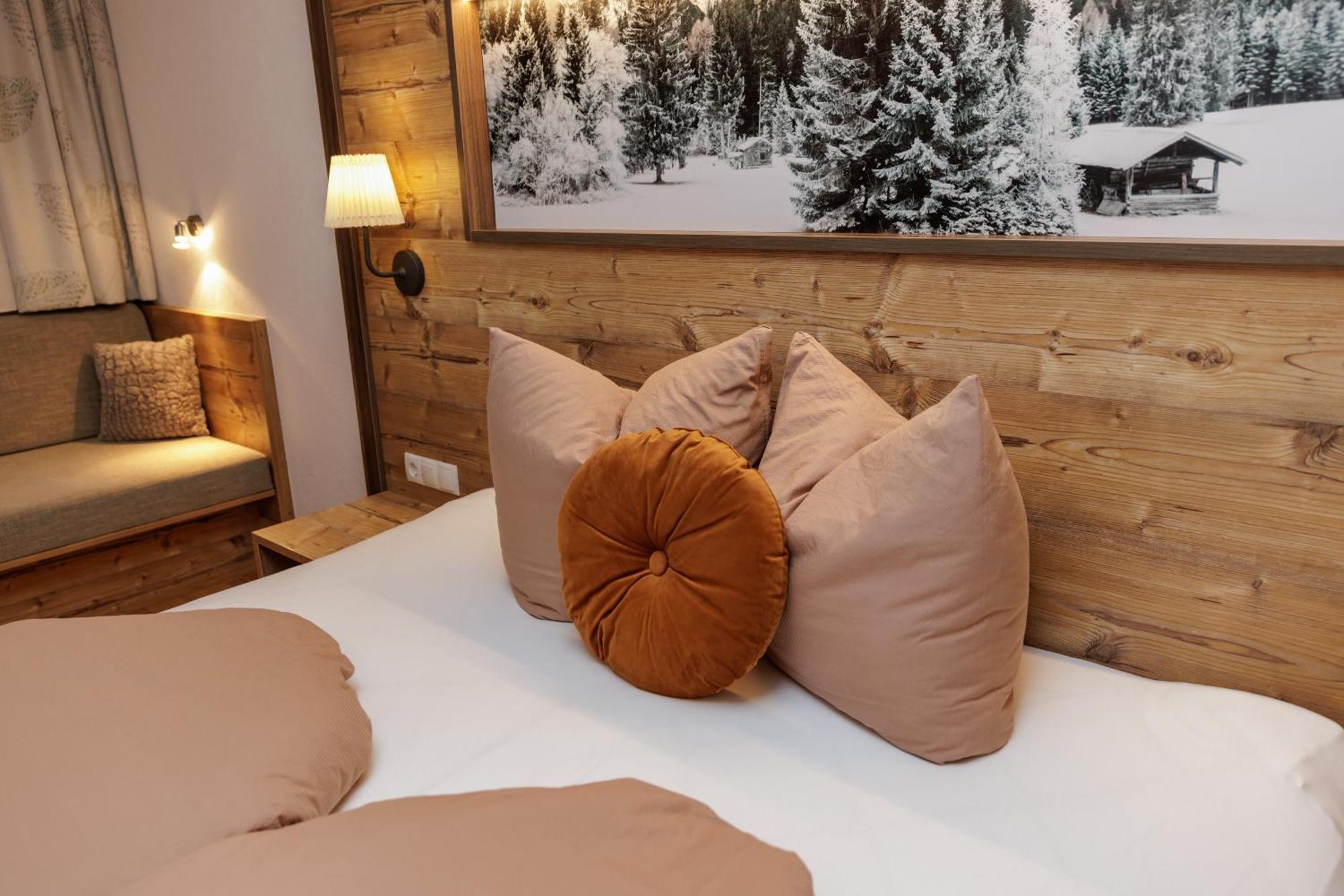 Apartmenthaus Goldeck Ried im Oberinntal Zewnętrze zdjęcie