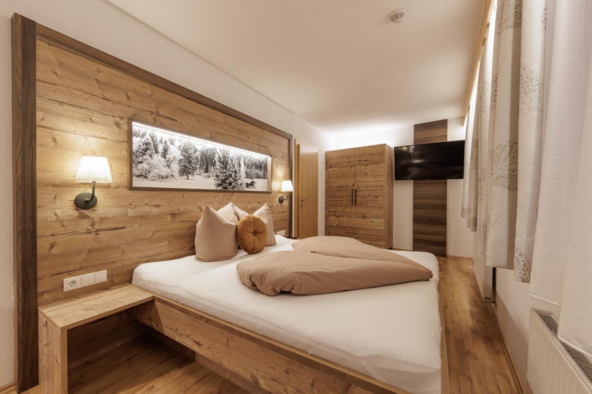 Apartmenthaus Goldeck Ried im Oberinntal Zewnętrze zdjęcie
