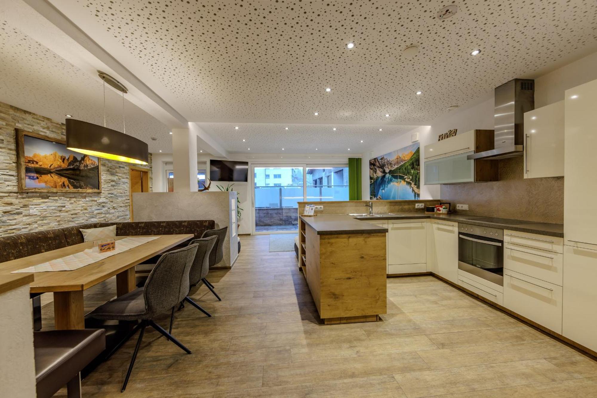 Apartmenthaus Goldeck Ried im Oberinntal Zewnętrze zdjęcie