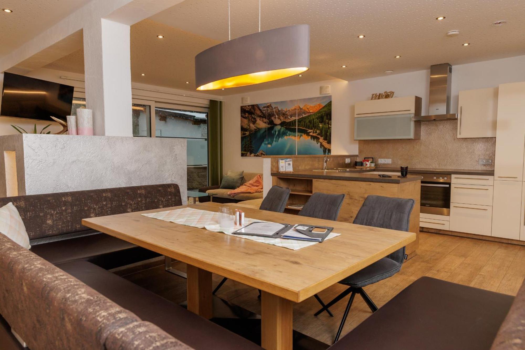 Apartmenthaus Goldeck Ried im Oberinntal Zewnętrze zdjęcie