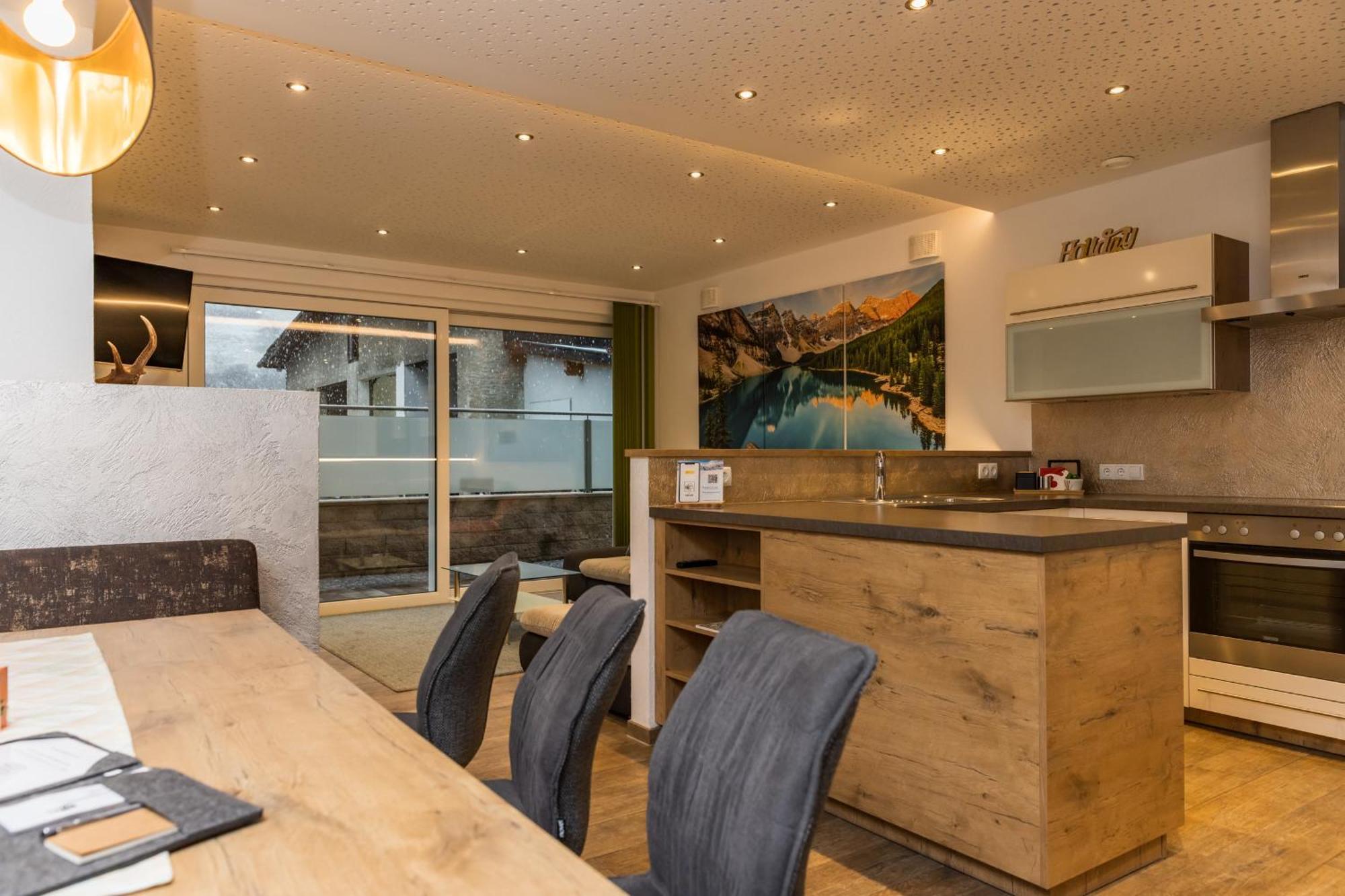 Apartmenthaus Goldeck Ried im Oberinntal Zewnętrze zdjęcie