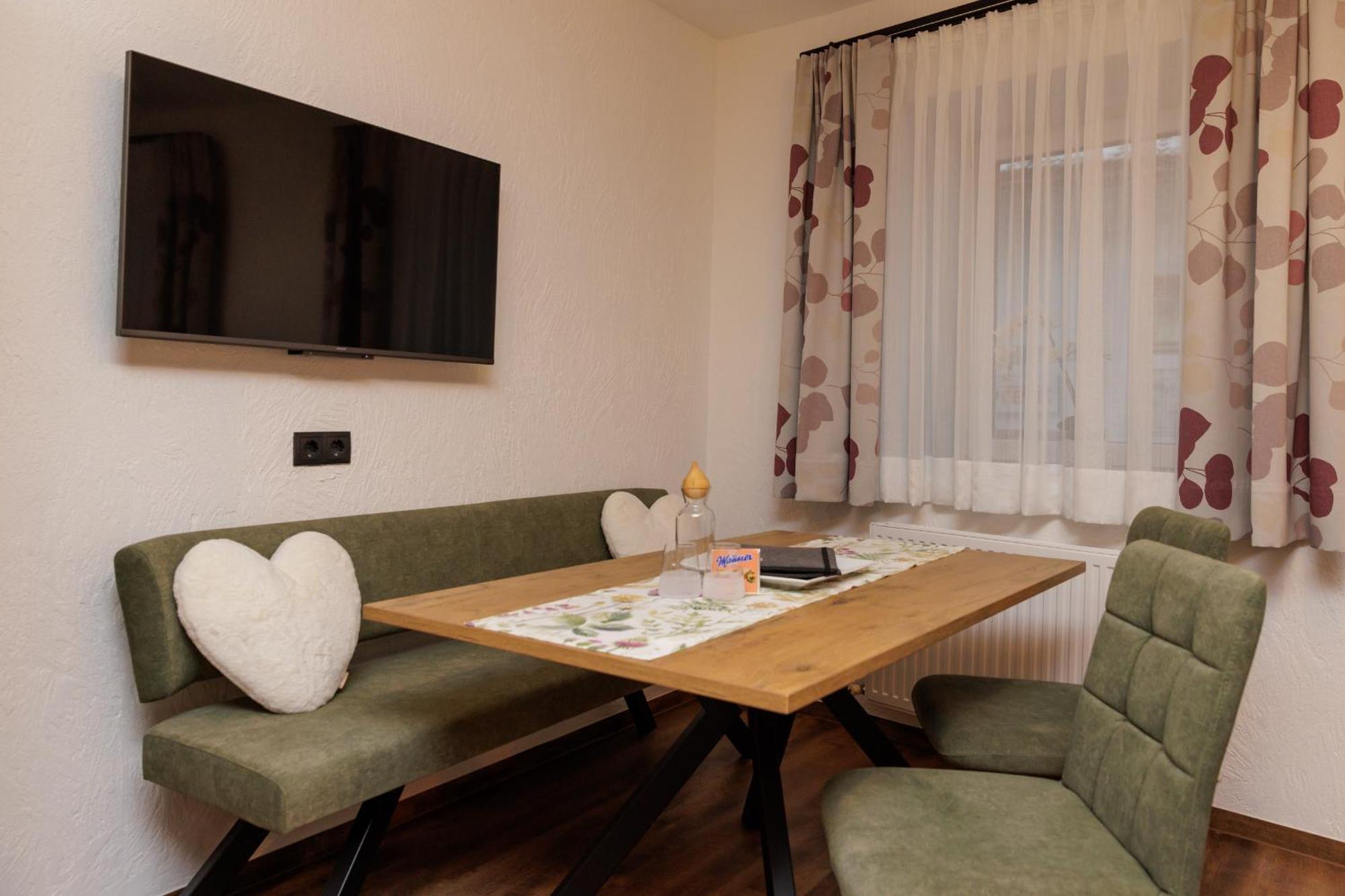 Apartmenthaus Goldeck Ried im Oberinntal Zewnętrze zdjęcie